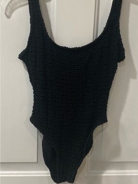 Vintage 80’s women’s XS Black Textured One-Piece Bodysuit